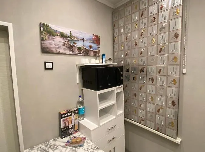 Colorfull Experience In Hause Built 1910 Fast Free Wifi Free Parking *